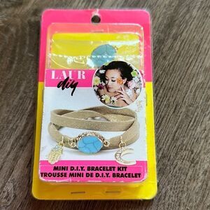 ❤️5/$25 +Bundle Sale | Bundle 5 items $7-$9 & Save! Otherwise priced as marked!